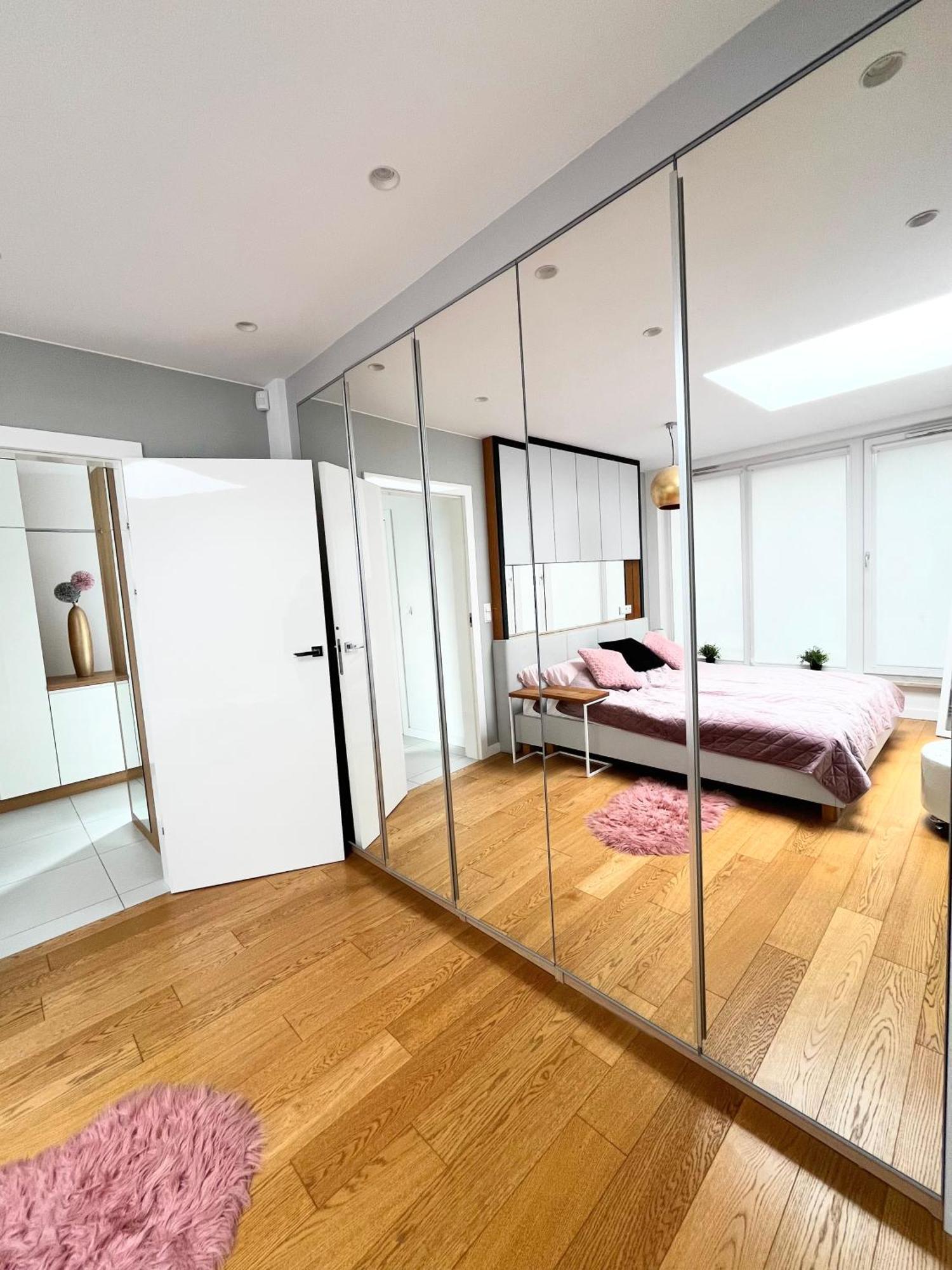 Luksusowy Apartament Z Jacuzzi By Jacek Budek Apartman Gdynia Kültér fotó